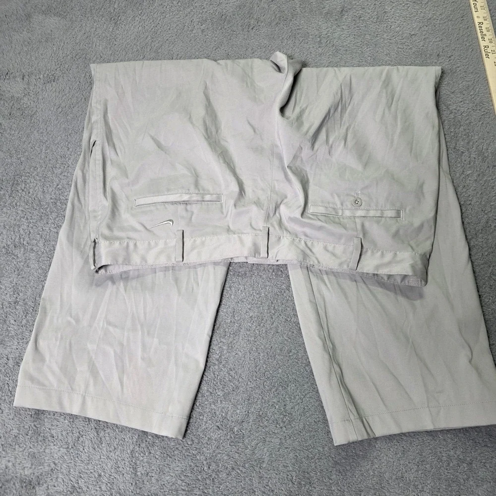 Nike Mens 38x30 Golf Pants Gray Dri-FIT Flat Front Performance Trousers